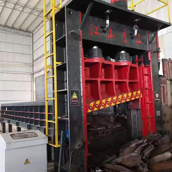 江山重工龙门剪切机